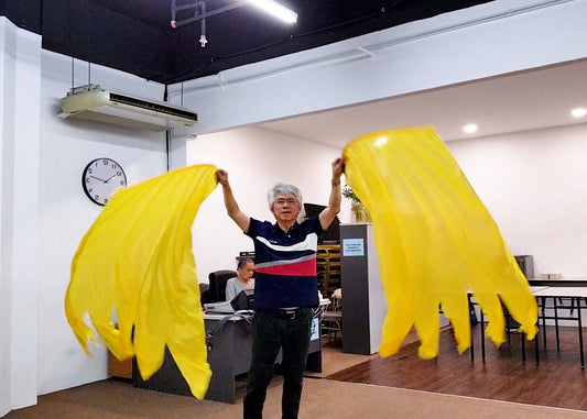 Ángel alas (amarillo) seda alabanza y adoración bandera WF43SX70